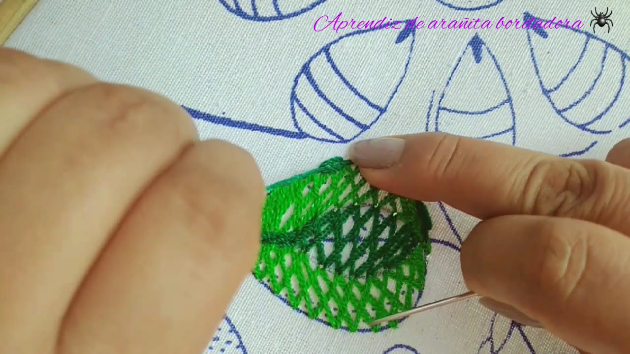 Mira Como Bordar Hoja, Puntada Cruzada/ Hand Embroidery Leaf With Fantasy Stitch/ Bordado Fantasía