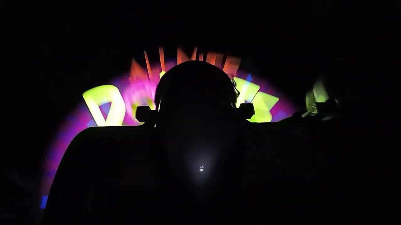 Rock ‘n’ roll roller coaster at Disney’s Hollywood studios ( don’t mind the talking…)￼