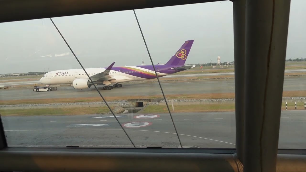 ดูเครื่องบินขึ้น-ลงที่ท่าอากาศยานสุวรรณภูมิ(BKK) 2/2 : 18-01-2569