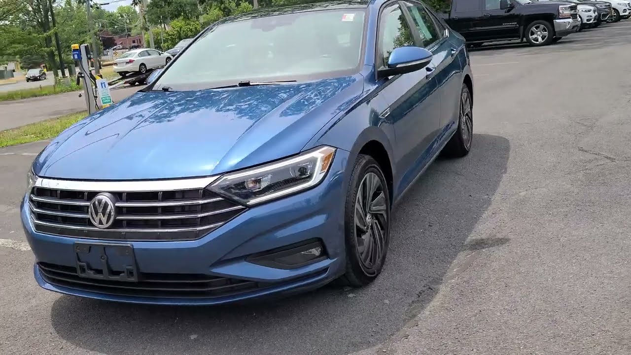 Certified Pre-owned 2019 Volkswagen Jetta SEL Premium | N23521A