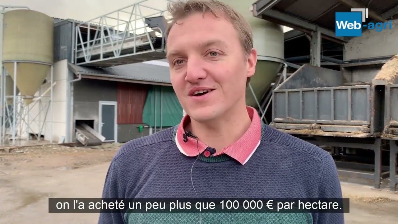 Un robot d'alimentation atypique sur la ferme Van Parys (Belgique)