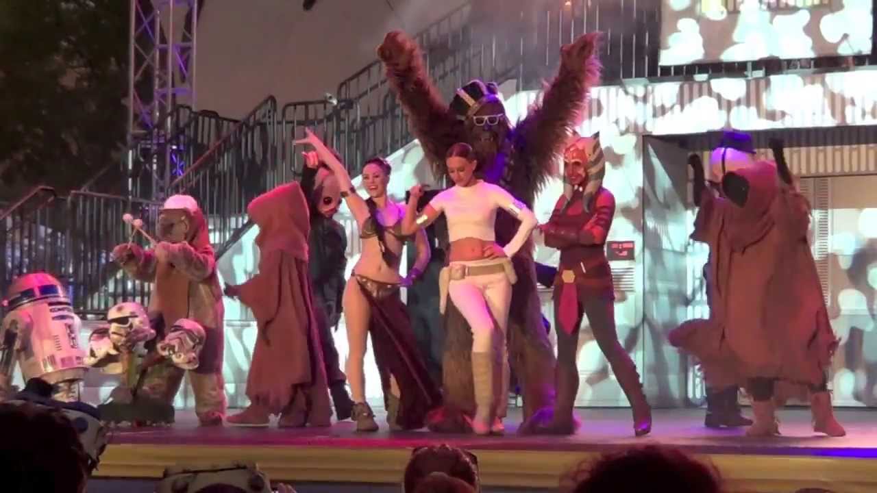 Chewbacca Amidala Slave Leia Ahsoka Hyperspace Hoopla Disney Star Wars Weekends 06-01-13 HD