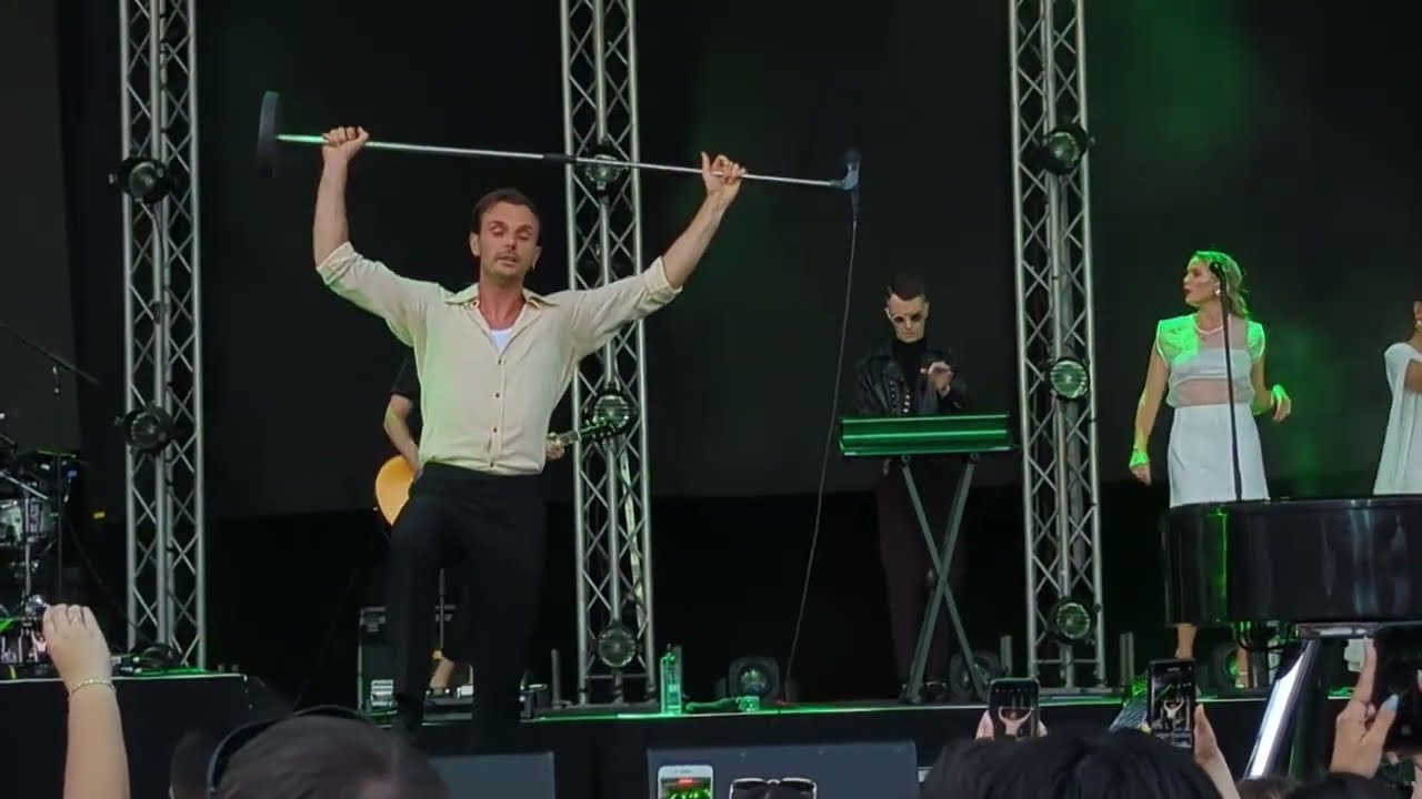 Hurts - Rolling Stone ( 
