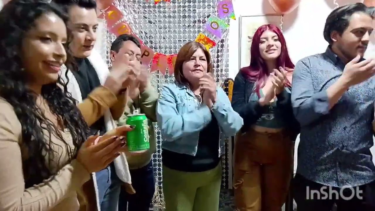 Feliz cumpleaños Dios te bendiga siempre 🙏🎉🎊