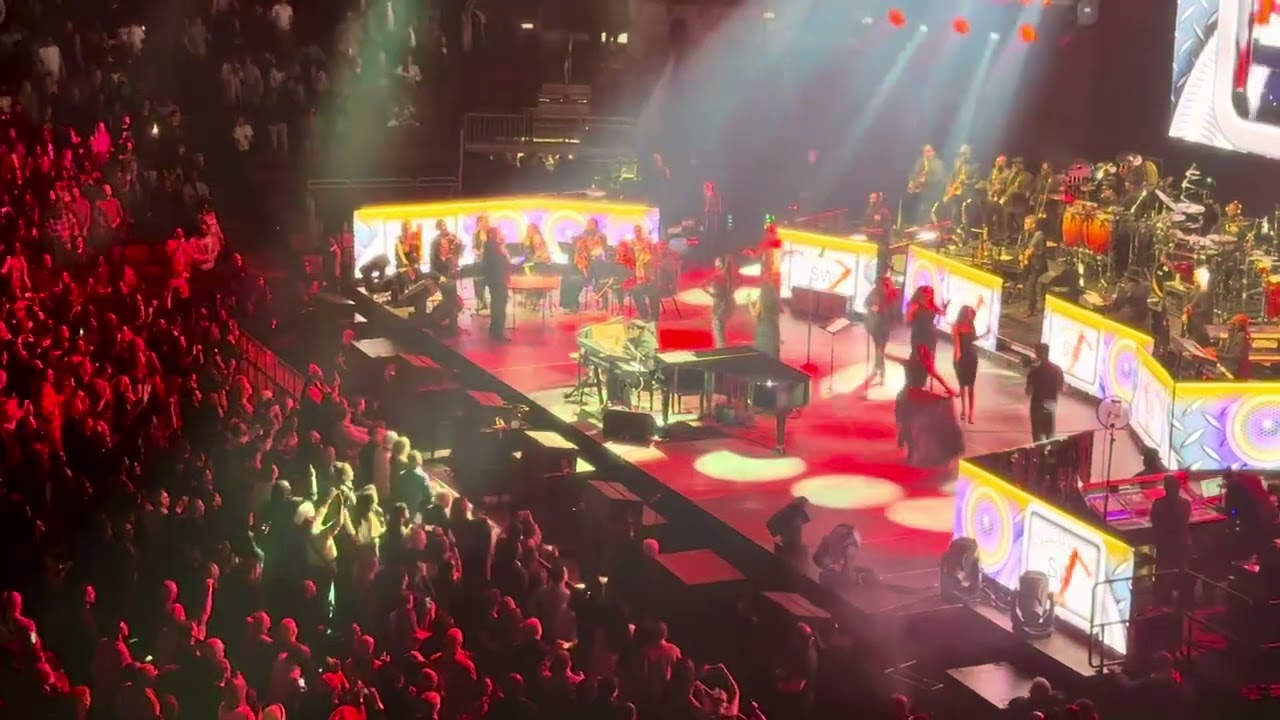 Stevie Wonder &ldquo;Superstition&rdquo; LIVE