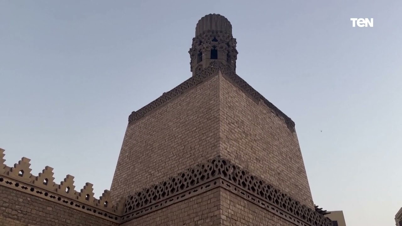 افتتاح مسجد الحاكم بأمر الله بشارع المعز بعد الانتهاء من ترميمه