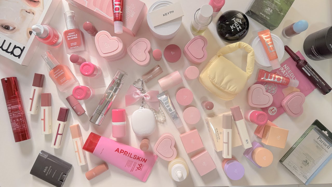 KBEAUTY MAKEUP REVIEW 💬 exploring latest launches! aou, hur, and a.chi swatches 🎀