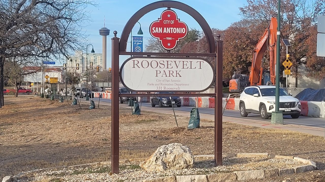 Roosevelt Park walk-thru tour, in Southtown right off the Riverwalk!