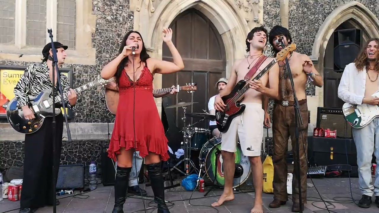 'What's Going On' Cover The Gulls with Gorran, Romain, Glen and Seline. 