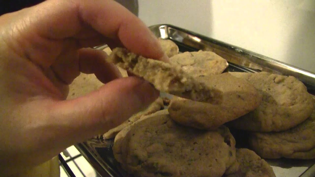 Ω (HD) ASMR - Banana Peanut Butter Chips & Pistachio Cookies  ( Eating Sounds )