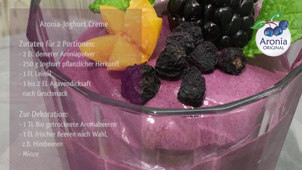 Aronia Kochstudio: Aronia Joghurt-Creme mit demeter Aroniapulver