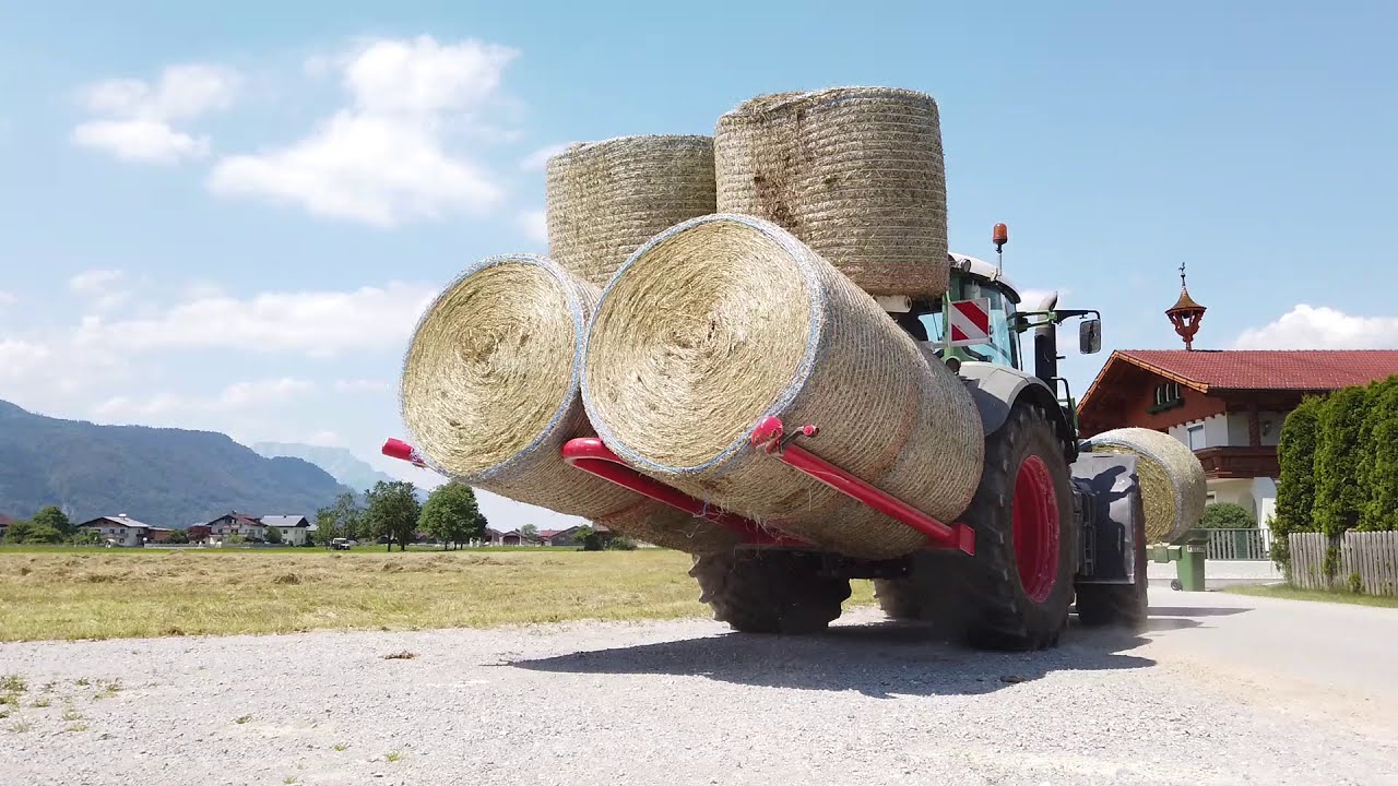 Heuernte Reiterhof WEISS Kuchl | 7x Fendt | 3x Krone | 3x Sip, 6-fach Ballentransportgabel, Liebherr