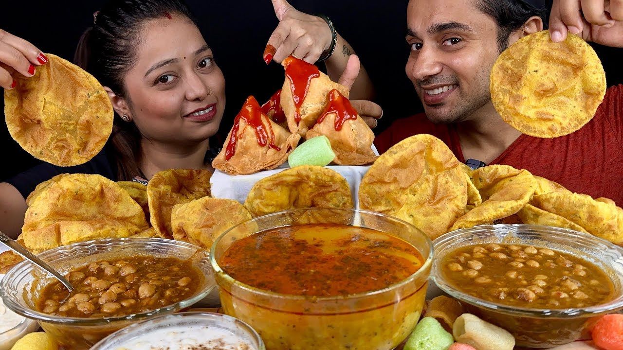 Eating Spicy Aloo Jhol, Pindi Chole, Samosa, Kheer With Puri ( Luchi ) | MUKBANG