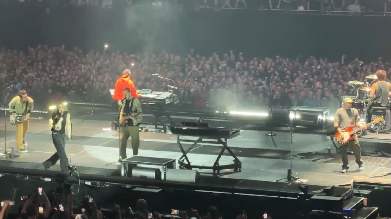 Somewhere I Belong by Linkin Park​⁠ - From Zero World Tour - Opening Song - Live in O2 Arena London