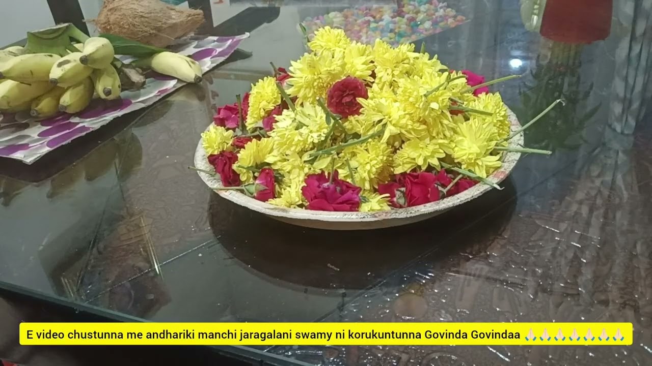 Intha manchiga thirumala Venkateshwara swamy vari dharshanam yeppudu jaragaledandi🙏🏻🙏🏻🙏🏻🙏🏻🙏🏻🙏🏻🙏🏻