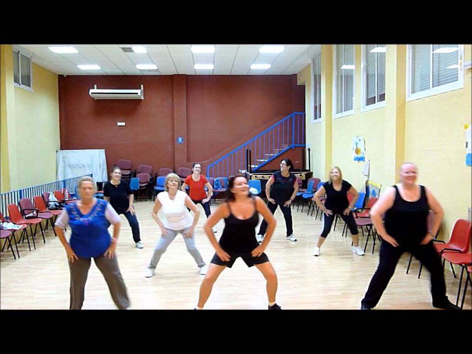 ZUMBA - Simple Warm Up - Calentamiento Fácil.  Jennifer Lopez ft  Pitbull - Dance Again