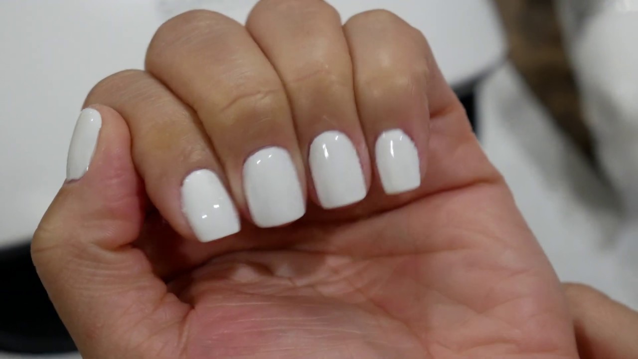 HOW TO: GEL MANICURE AT HOME
