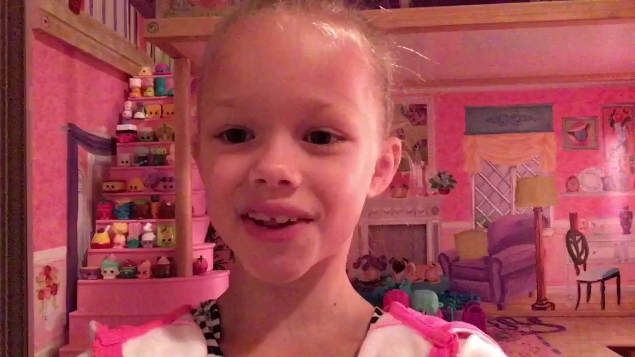 Claire showing her Shopkins collection and favorites! Season 1 2 3 4 5