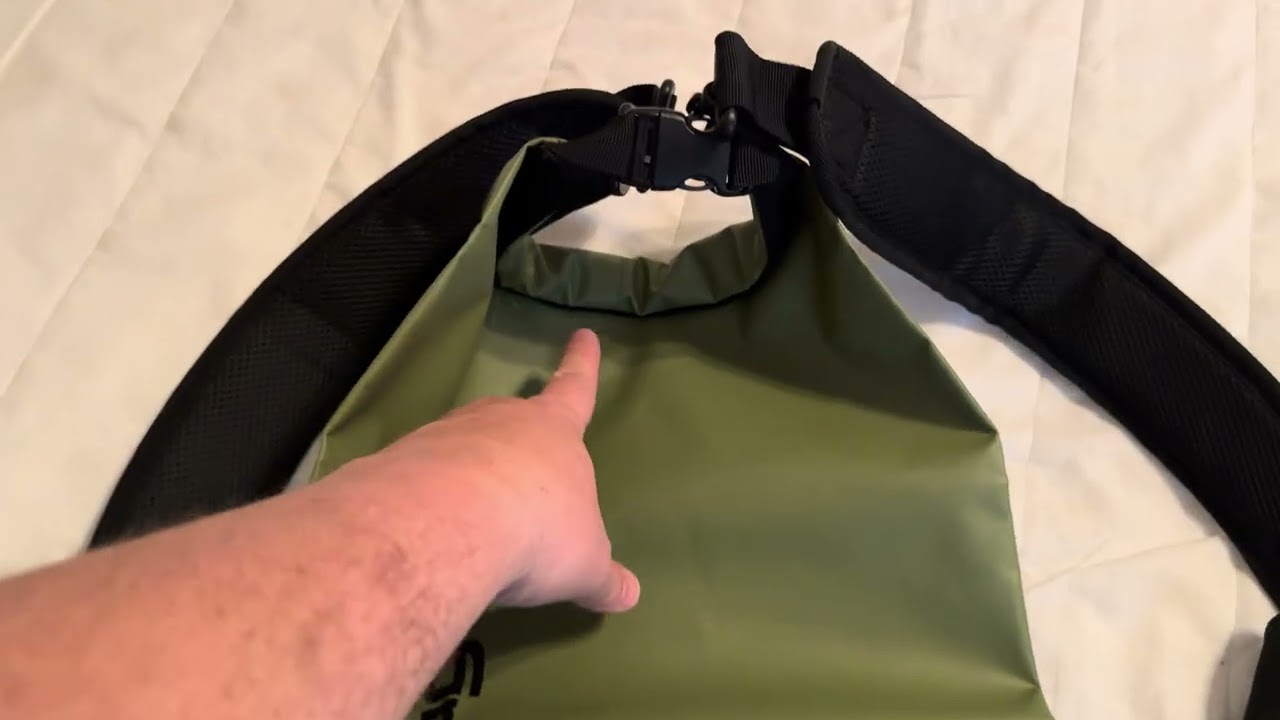 Drybag for kayaking, canoeing, boating, and swimming ￼