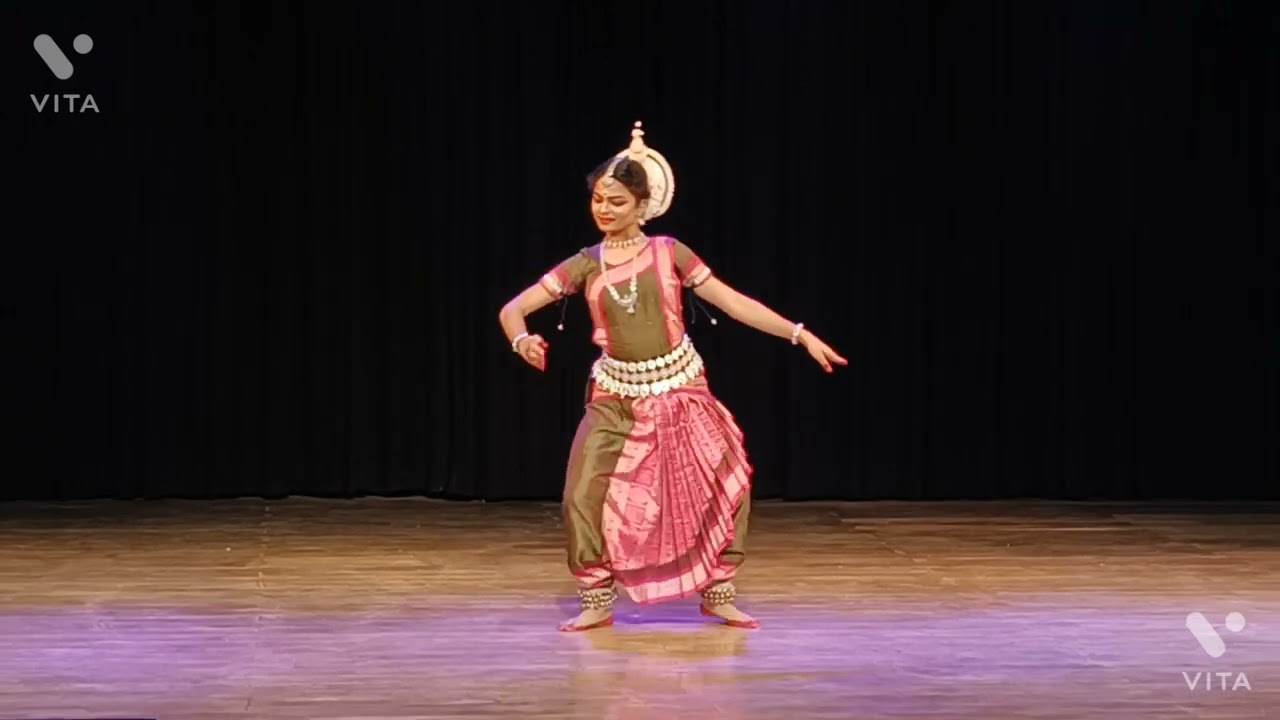 Nachanti Range Shri Hari by Soumya Sucharita Pal, Odissi Dance