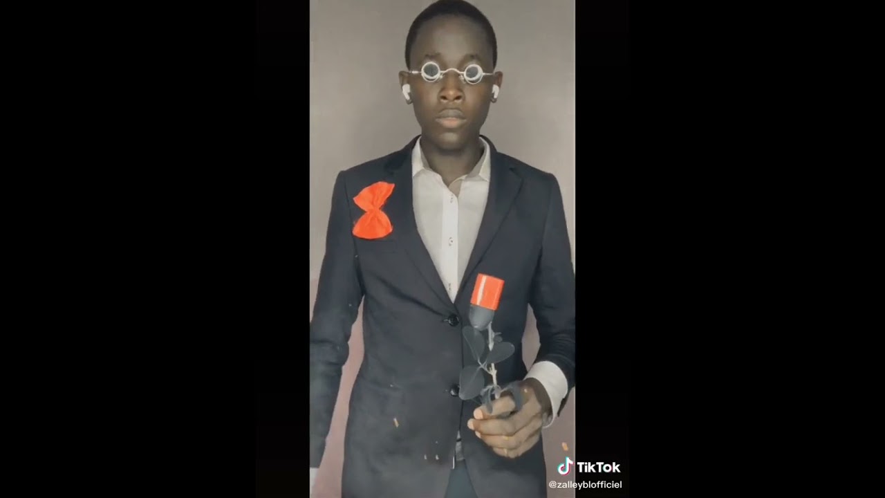 Zalle et sa futur femme mrd 🤣😘🤣