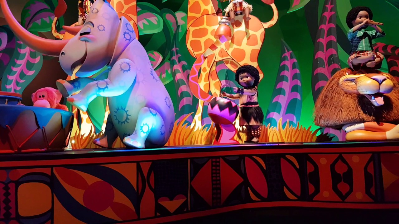Disneyland Paris, la maison des poupée juillet 2017
