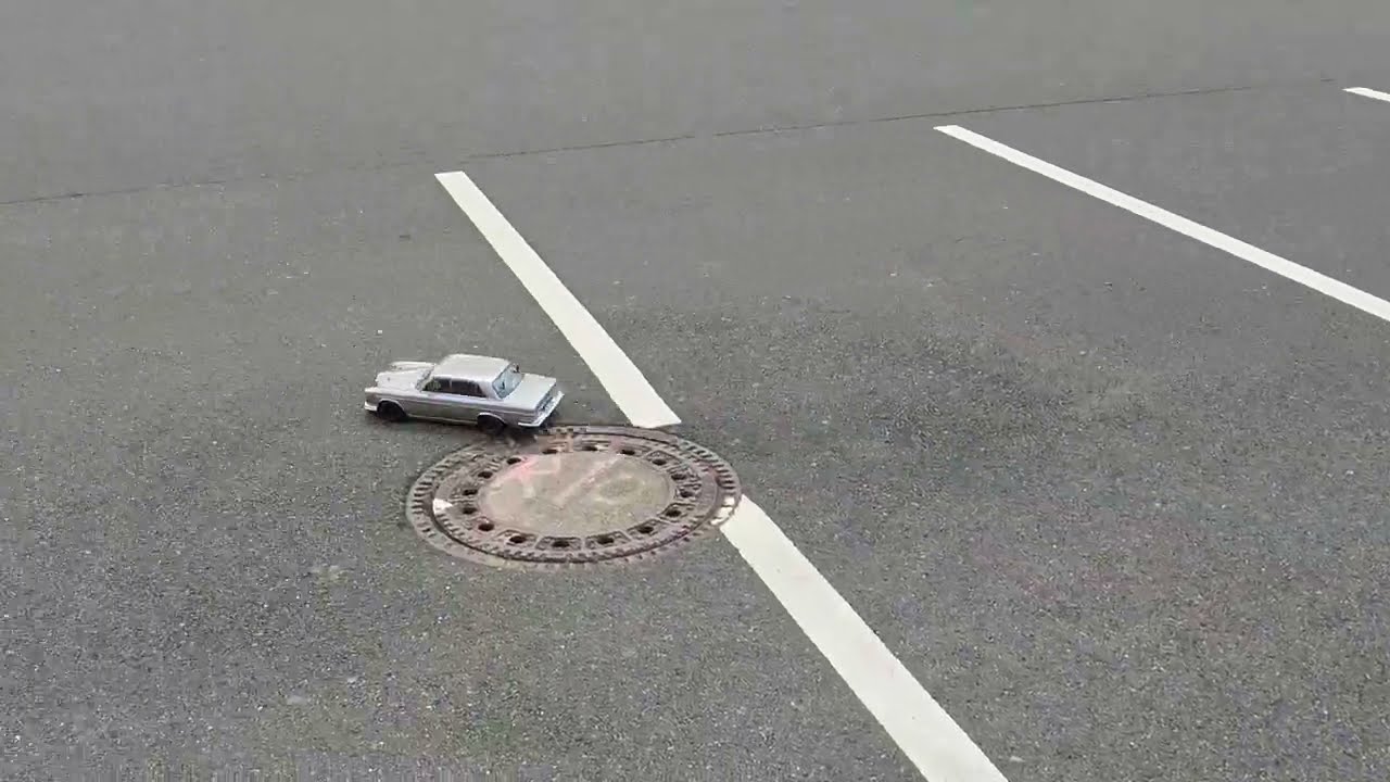 KYOSHO FAZER MK 2 Mercedes Benz 300 SEL 6.3 RC Car 1:10