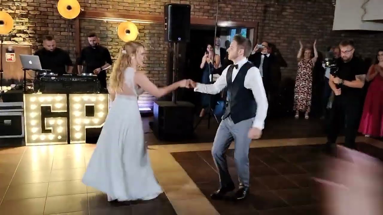 Fantastyczny Pierwszy Taniec Irminy i Kuby | Ed Sheeran - Shivers