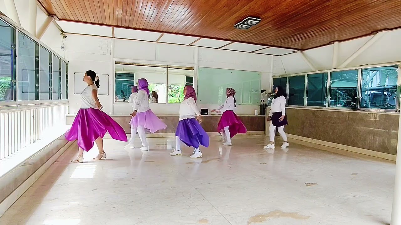 Kamu Yang Ku Tunggu - line dance, Chor. Zuliastuty Riyanti (INA) & Fransiska J. Girsang (INA) 