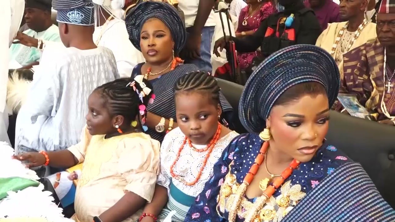 OBA NAJEEMDEEN OLADELE AYINLA ODUGBEMI INSTALLED AS ONILISA OF LISA