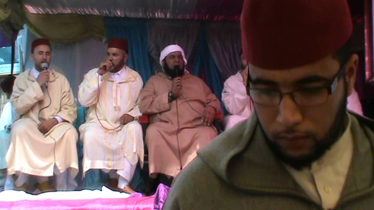 وصلة انشادية مع اغولاد و ميلود امهاني من الملتقى القرآني الثاني بدوار الشوافع اولاد عياد