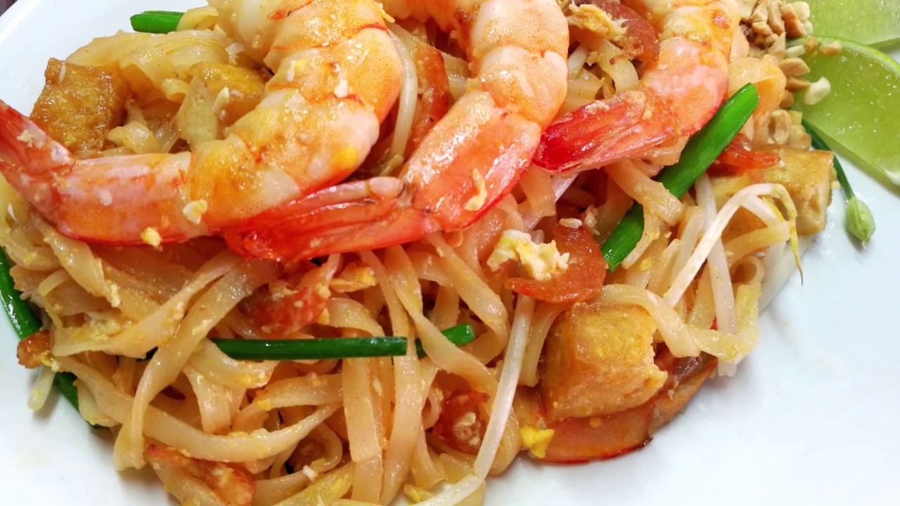 Pad Thai Với Hai Cách Pha Nước Sốt
