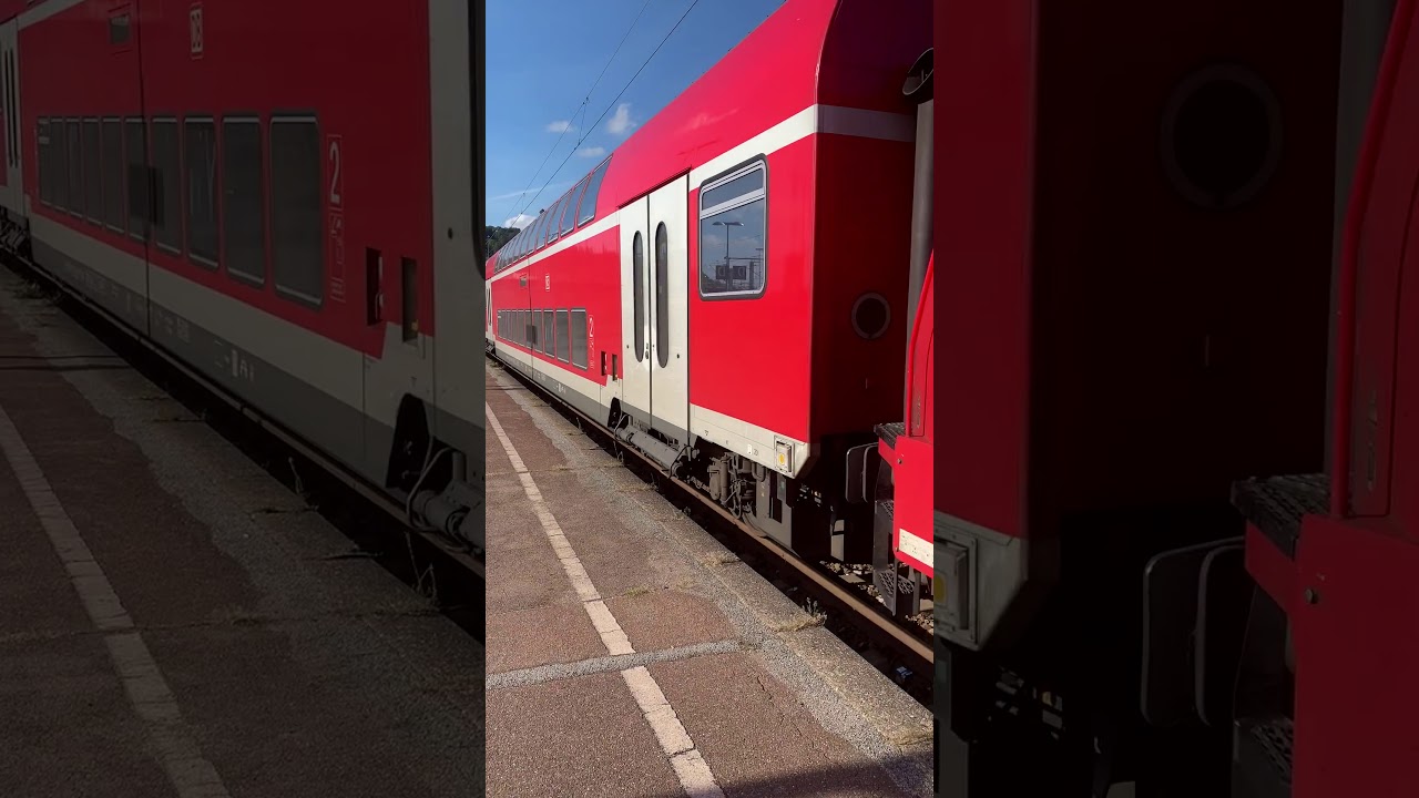 Tren de Pasajeros, dos pisos, locomotora 146 Plochingen Alemania