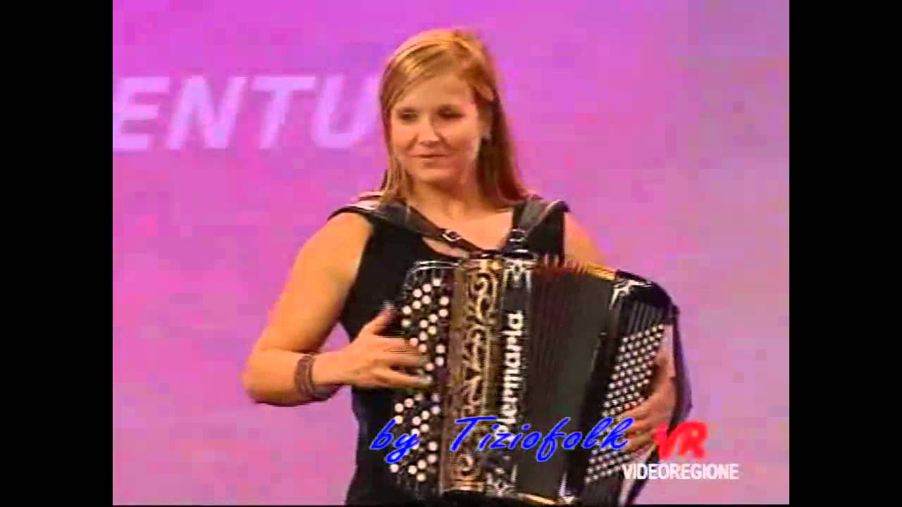 LA SFIDA polka per fisa eseguita nel 2013 da BARBARA LUCCHI e MASSIMO VENTURI su A TREBB