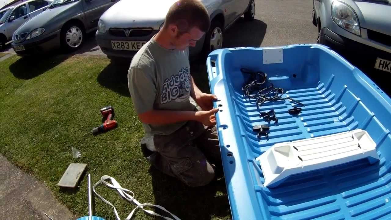 Bic 245 Dinghy unboxing