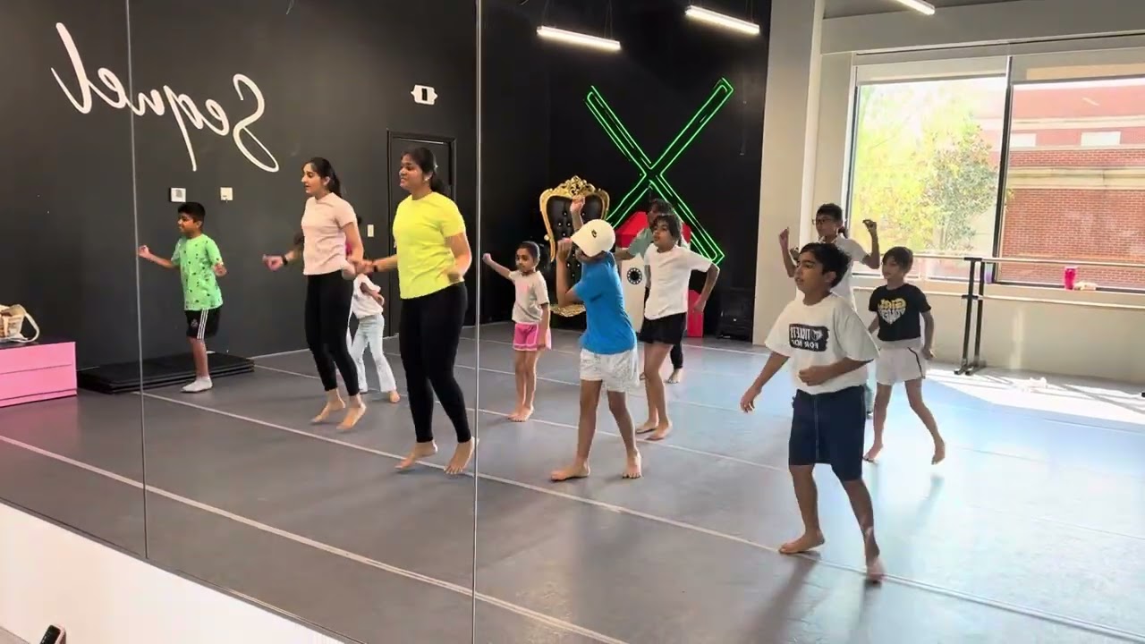 MAIN AISA KYU HU | BOLLYWOOD | TWEENS | DANCEVERSIFY