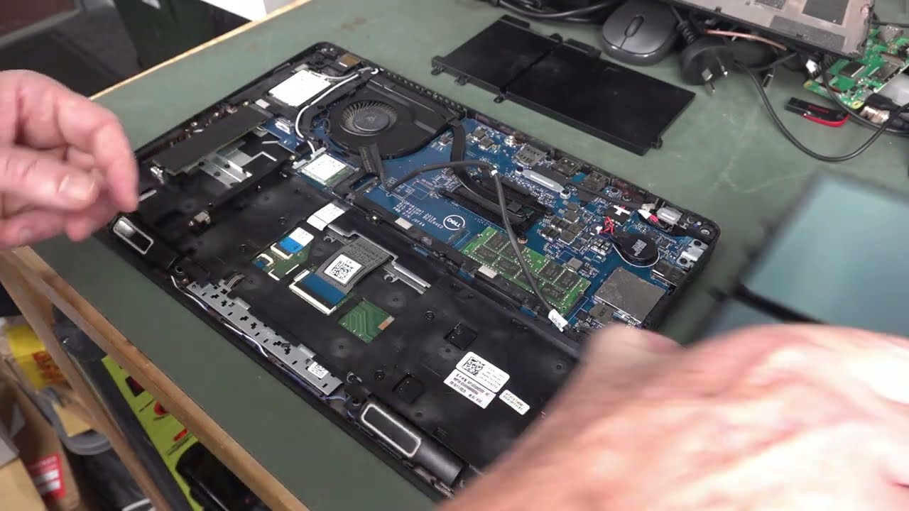Dumpster Dell Latitude 5490 Laptop Battery Upgrade