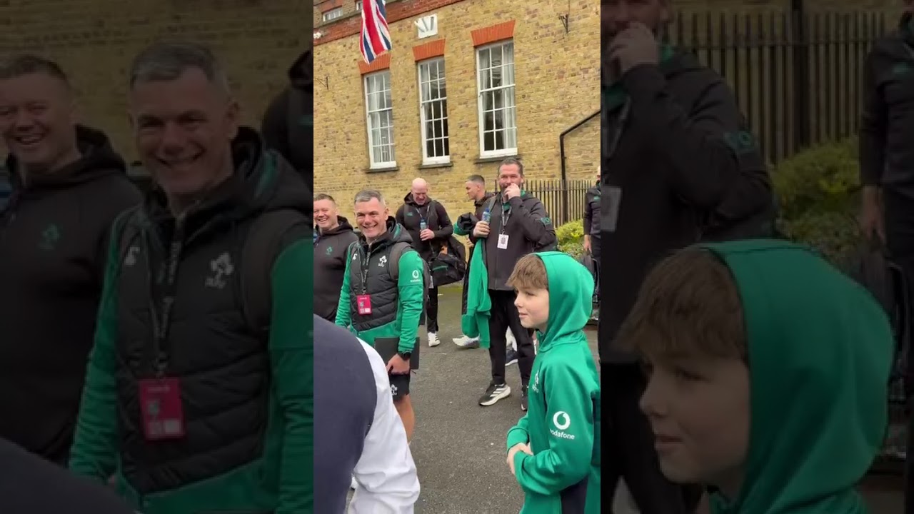 Ireland rugby Team get sung onto bus @tooreen media