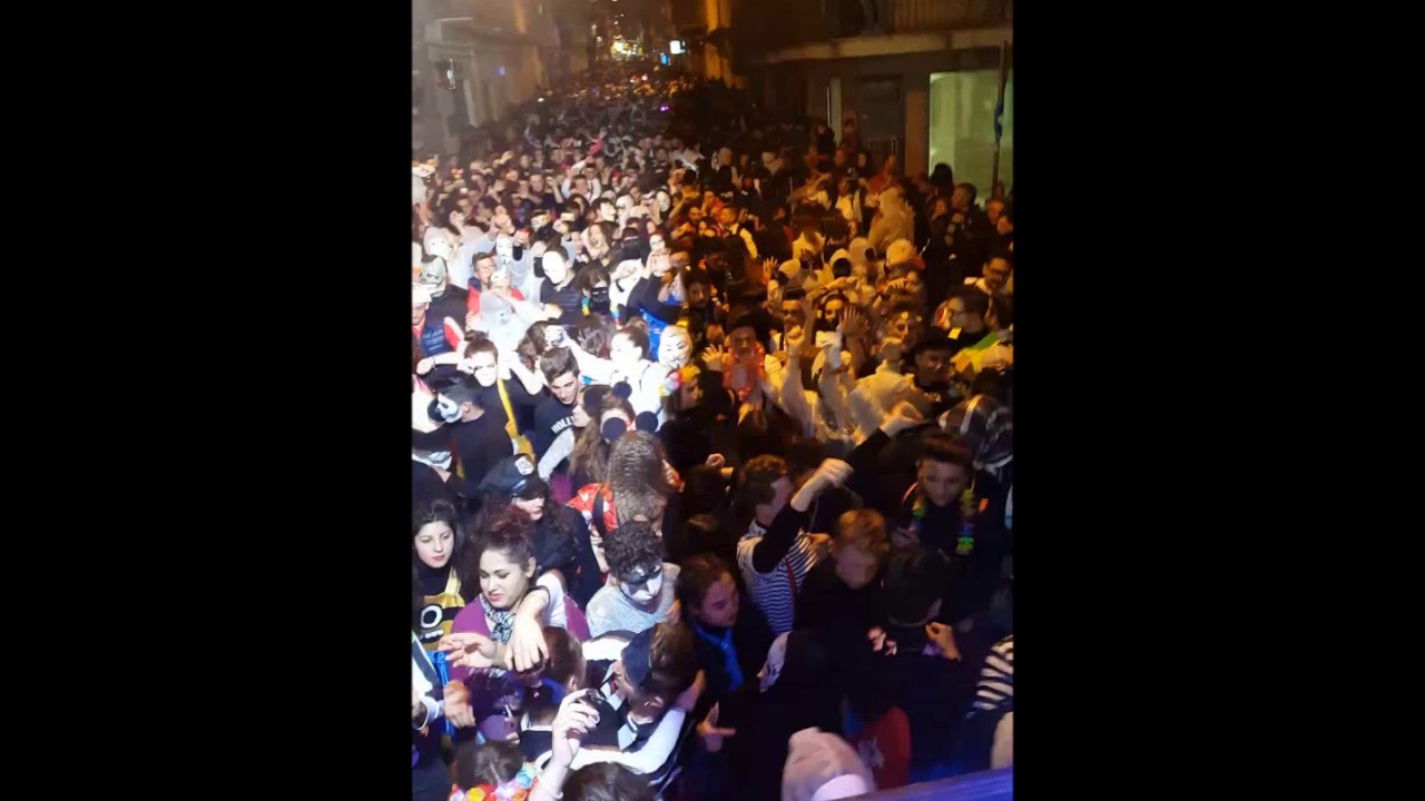 31 Carnevale Palmese - Carro Allegorico... Peace And Love