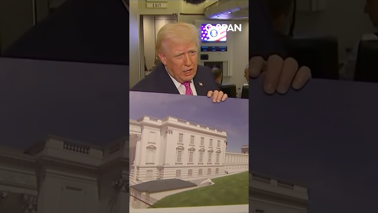 Трамп обсуждает бальные танцы на борту президентского самолета Air Force One.