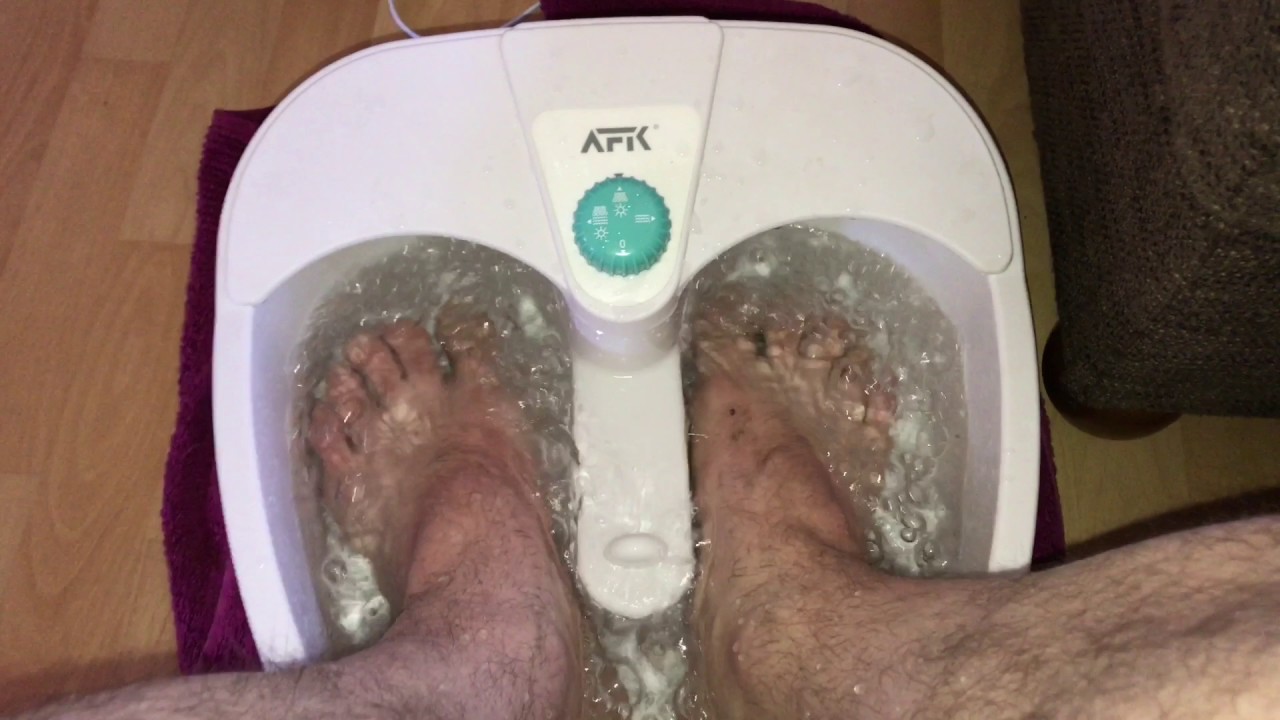 How to take a warm feet bath how to use a footbath and spa DIY