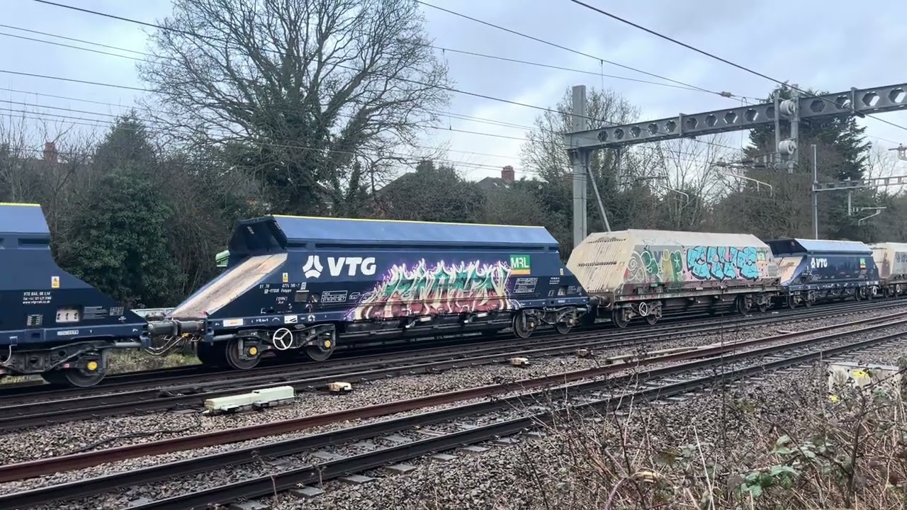 59004 on a stone train at Southcote junction 19/2/26