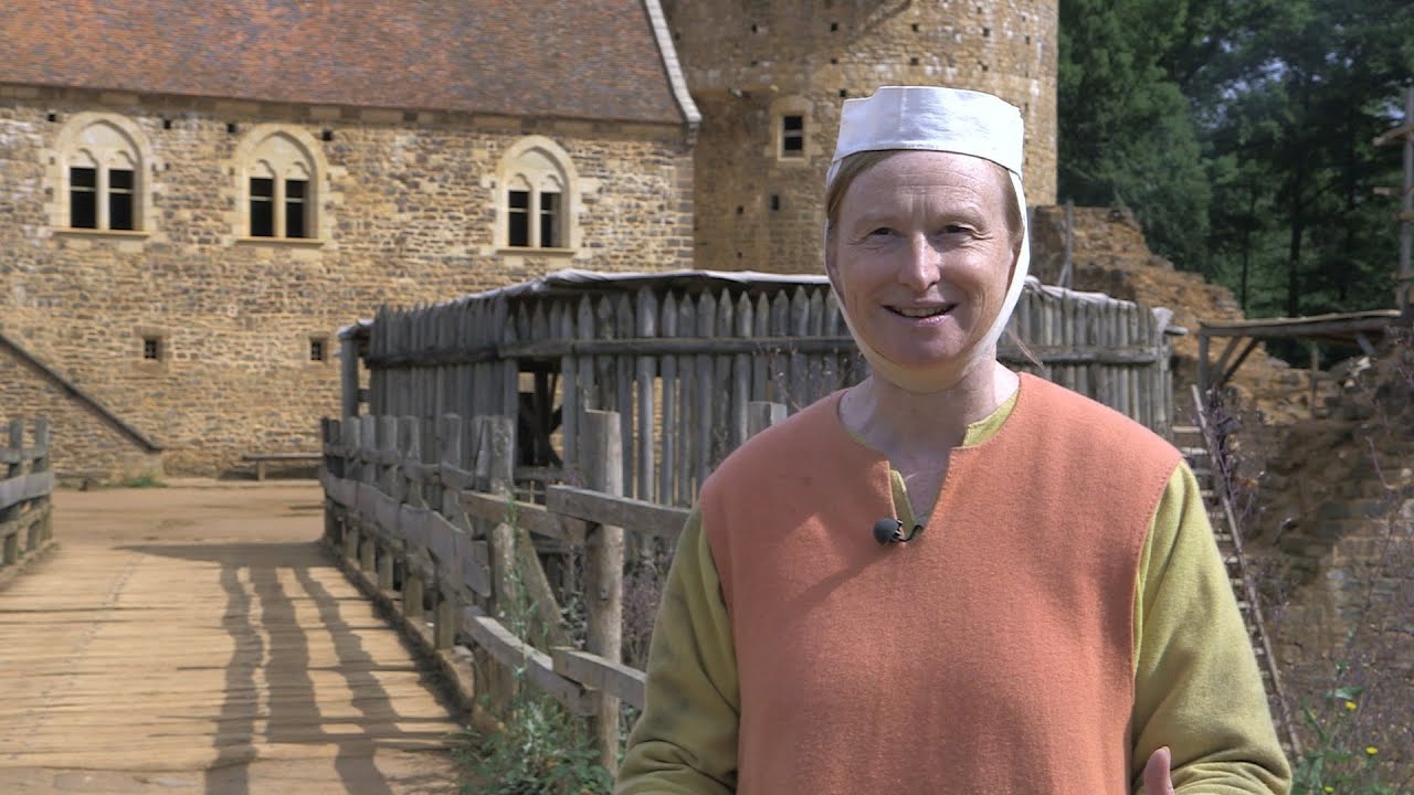 Behind the scenes: Secrets of the Castle with Ruth, Peter and Tom - BBC