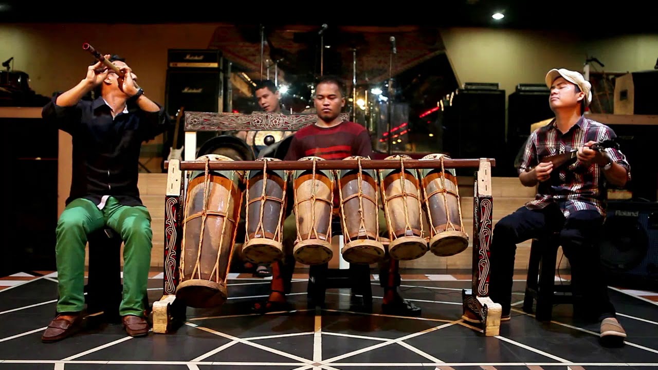 Gondang Tradisional Batak | Buku Ende