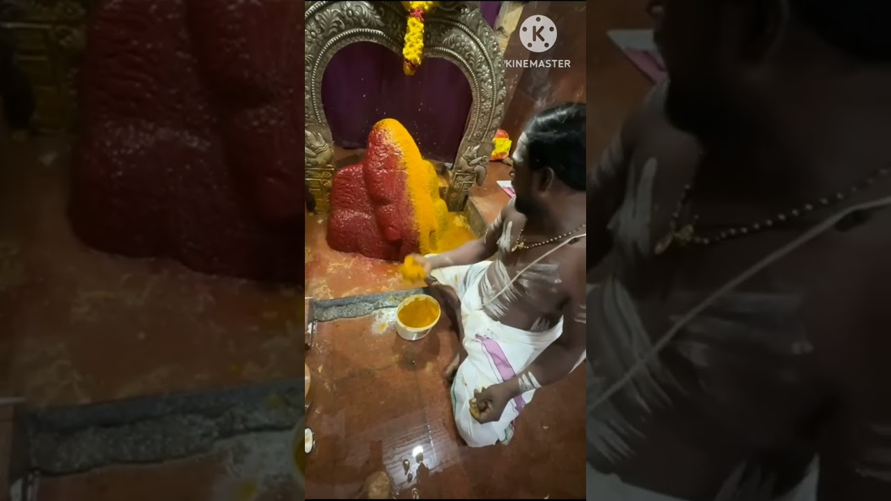 Chodavaram swayambu vigneswara temple lo 5 day pasupu and kumkum tho alankarana