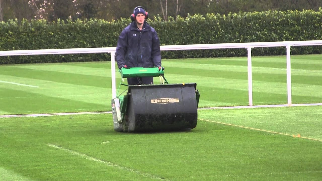 Dennis Premier at Tottenham Hotspur