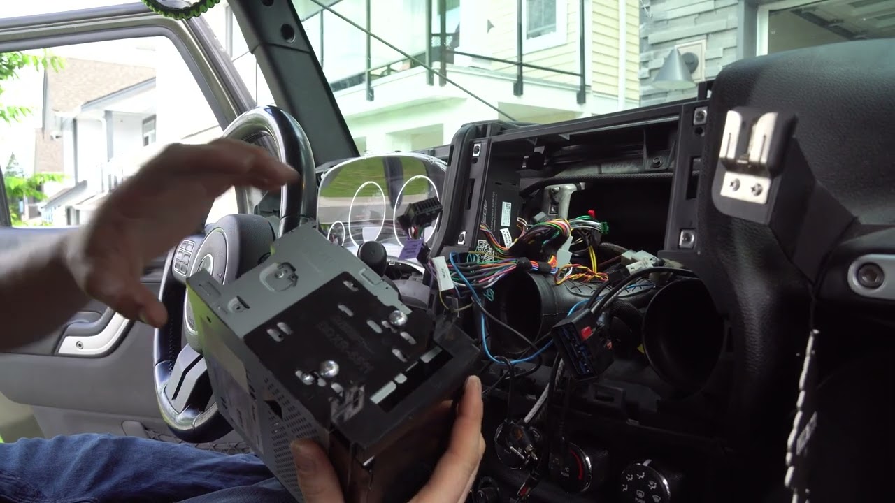 HOW TO INSTALL A MEASTRO RADIO REPLACEMENT MODULE JEEP WRANGLER JK