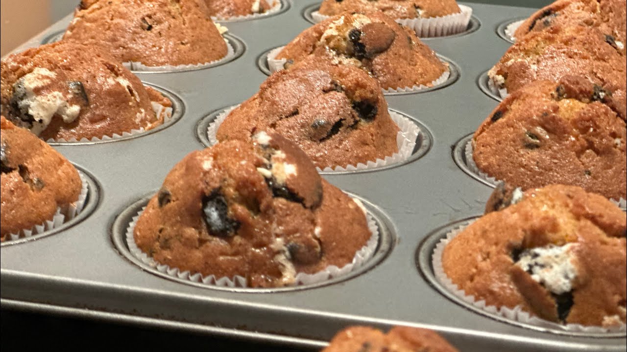 Muffin Oreo, la ricetta più facile e buona di sempre