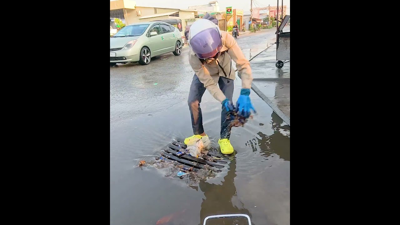 The Most Powerful Drain Water Release You'll Ever See #satisfying #flood #flooding