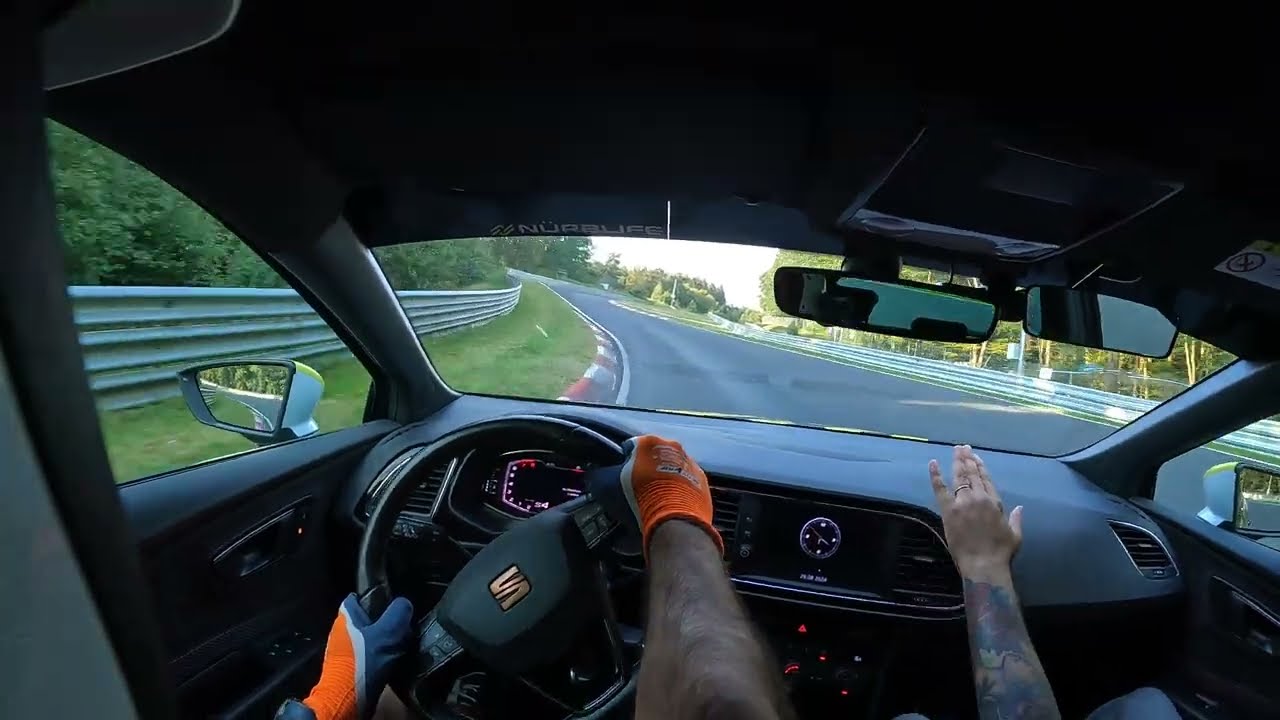 Nürburgring Nordschleife Touristenfahrten in a NürbLife Seat Leon Cupra 290